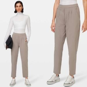 Lululemon Essential High-Rise Trouser Carbon Dust Tan 10